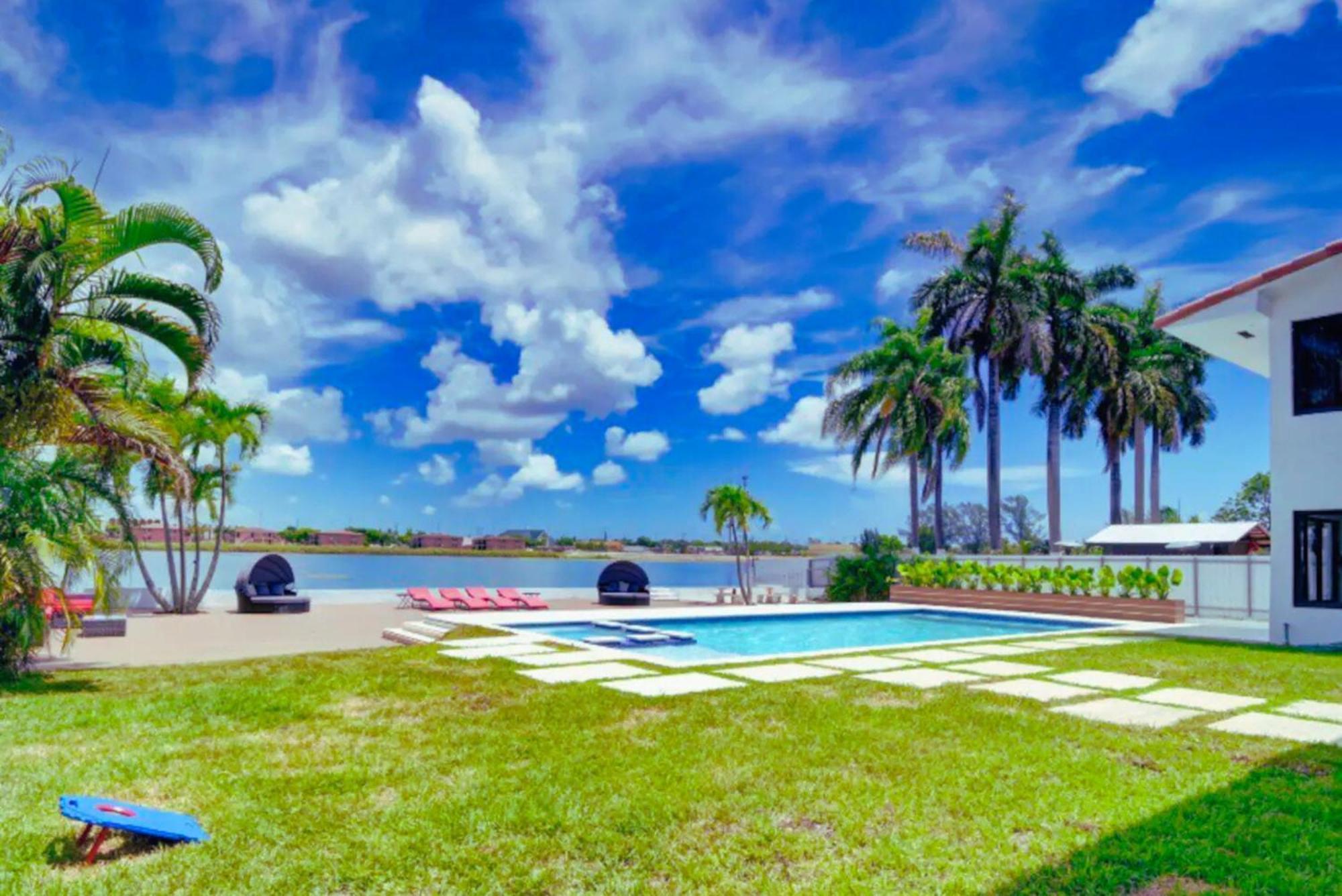 Luxe Waterfront Mansion W Private Nightclub, Cinema, Game Room, Gym & Pool Miami Exterior foto